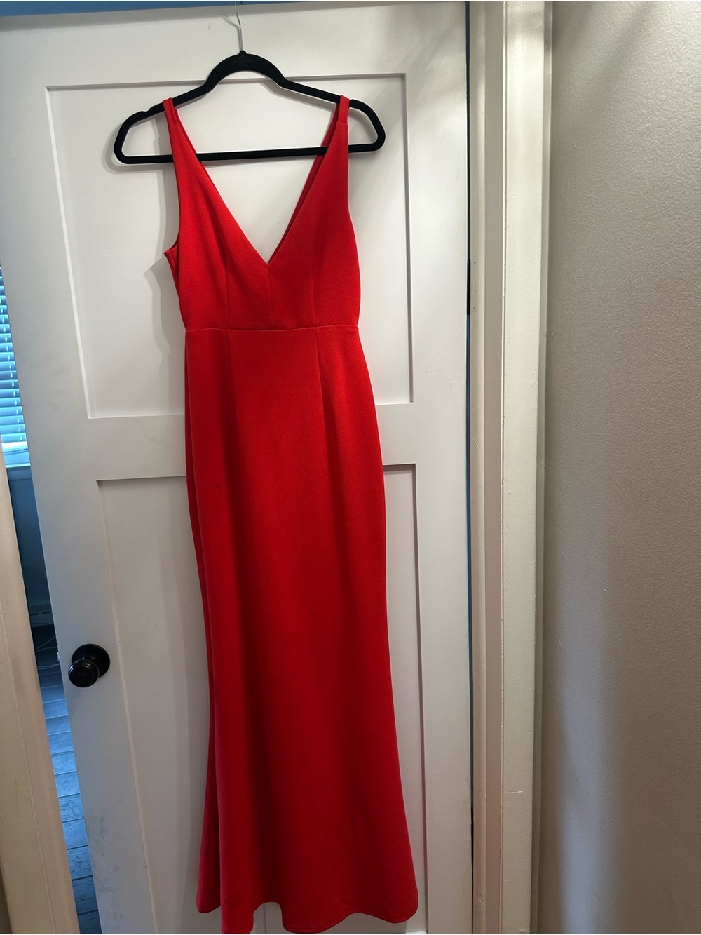 Lulus Red V-Neck Sleeveless Evening Dress